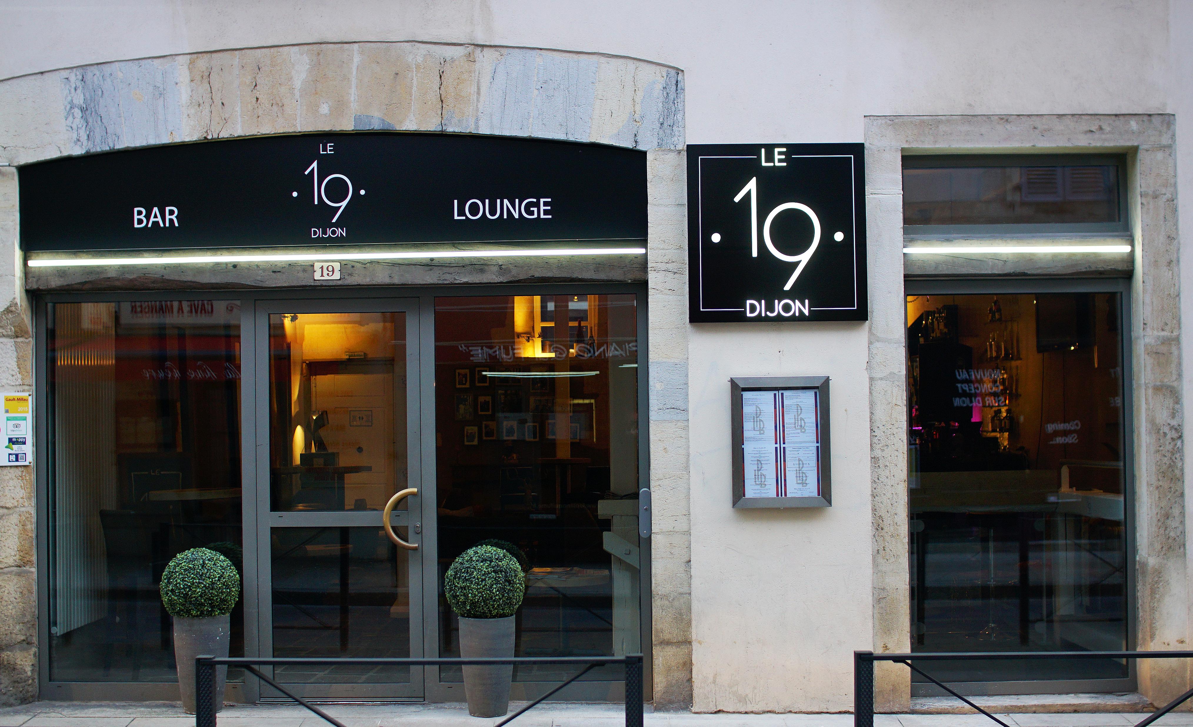 Maison Philippe Le Bon Hotel, Restaurant & Bar Le 19 Dijon Buitenkant foto