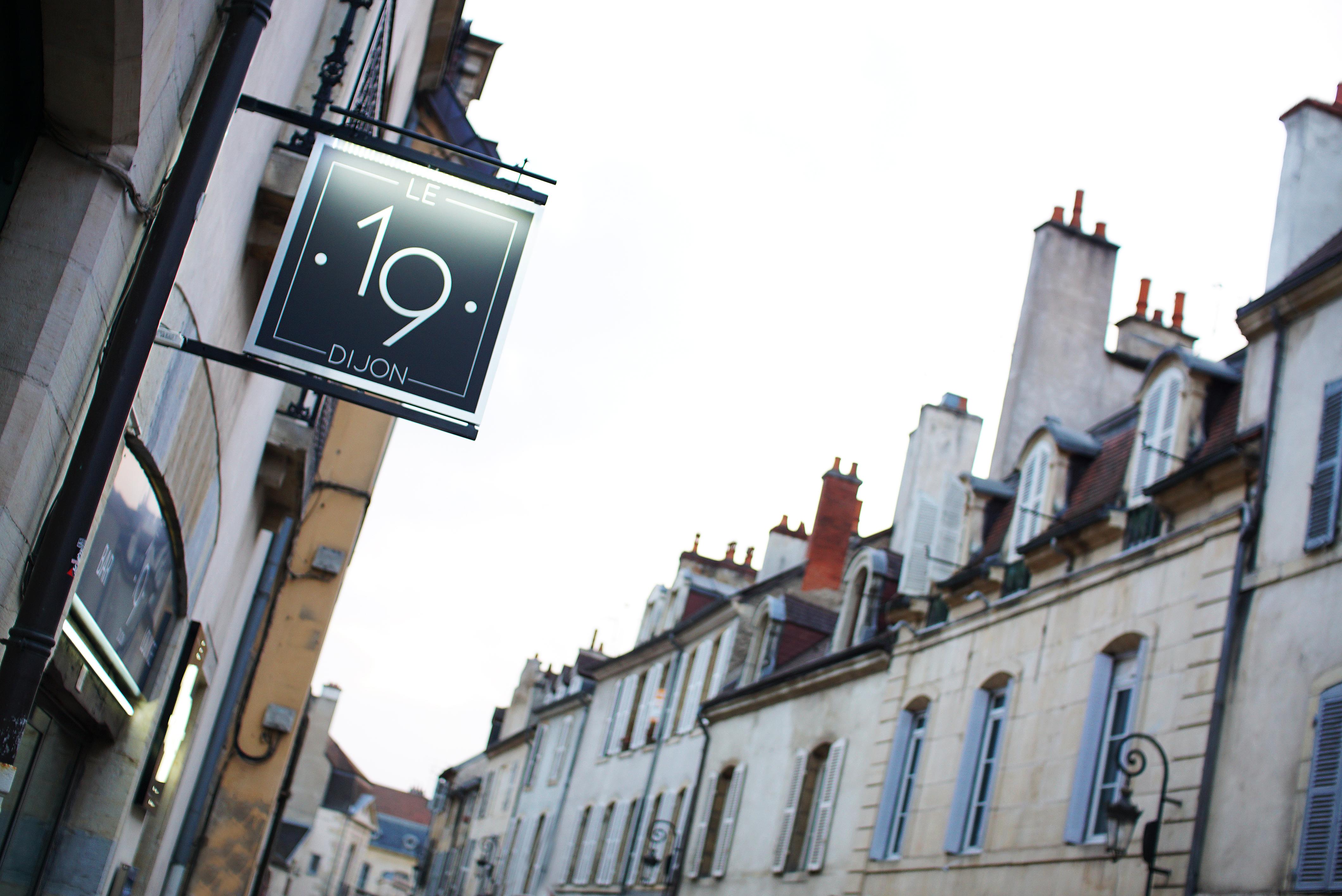 Maison Philippe Le Bon Hotel, Restaurant & Bar Le 19 Dijon Buitenkant foto